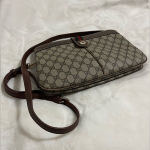 Authentic Vintage Gucci Sling Bag